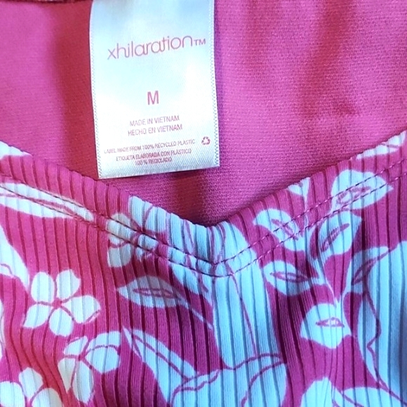 Swimsuit - Picture 3 of 9